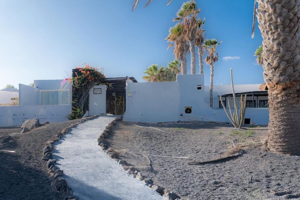 Casa Sirena Apartment Costa Teguise Exterior photo